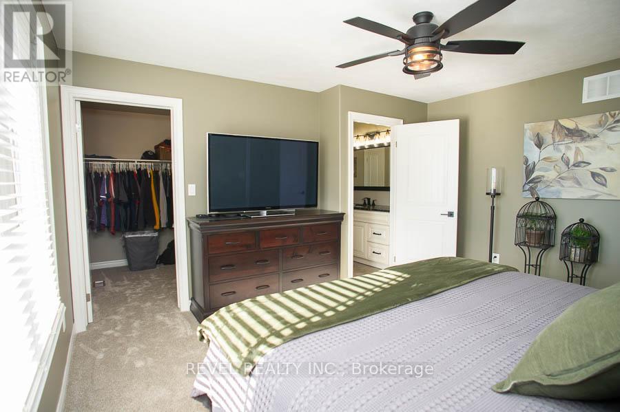 9 Davey Court Property Photo 22