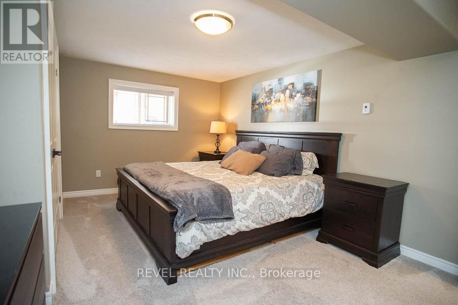 9 Davey Court Property Photo 29