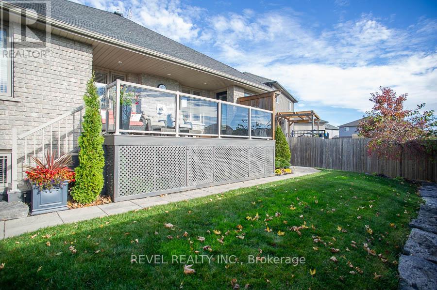 9 Davey Court Property Photo 35