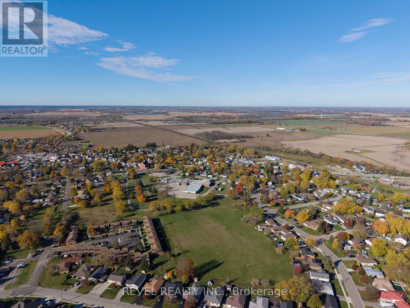 9 Davey Court Property Photo 40