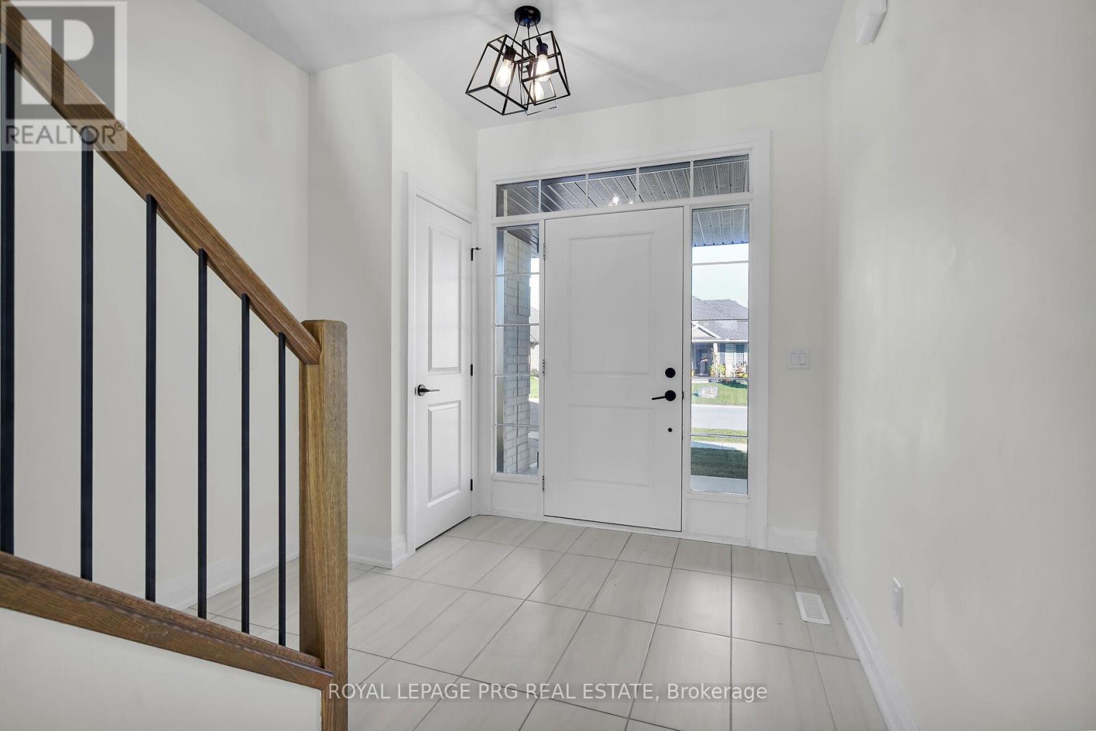 649 Tull Street Property Photo 7