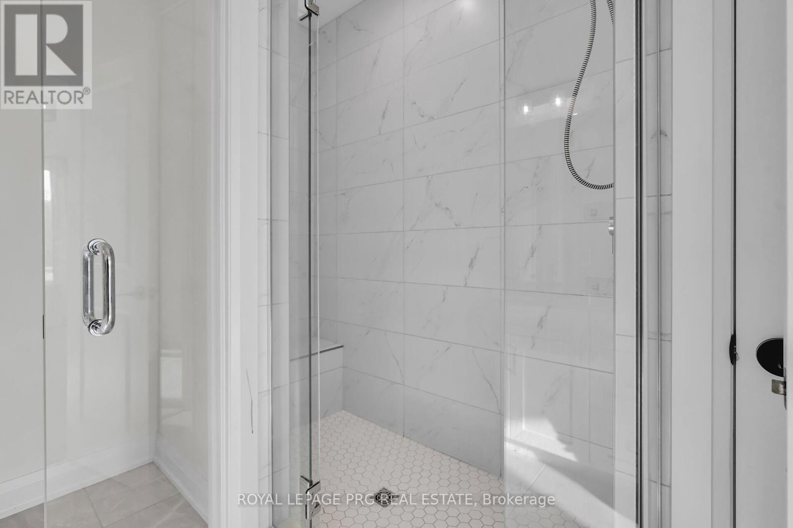 649 Tull Street Property Photo 23