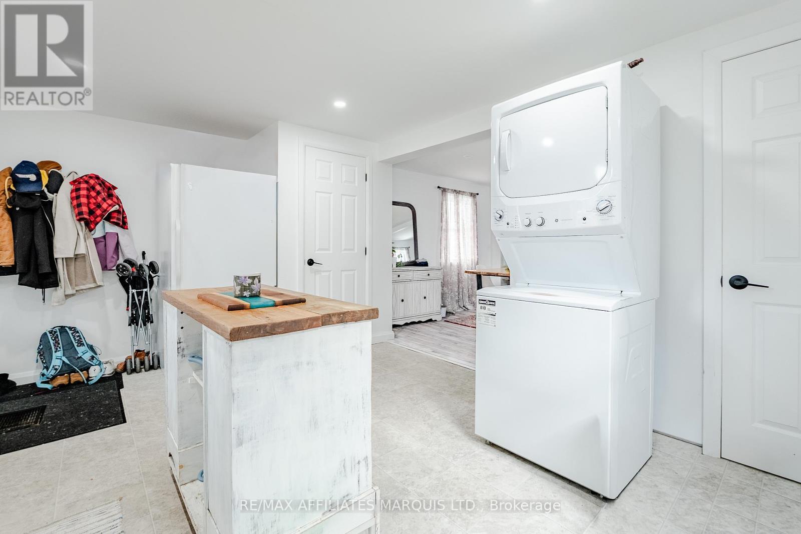 140 Adolphus Street Property Photo 6