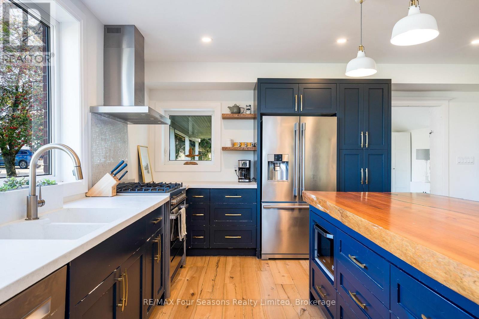 627174 119 Grey Road Property Photo 7