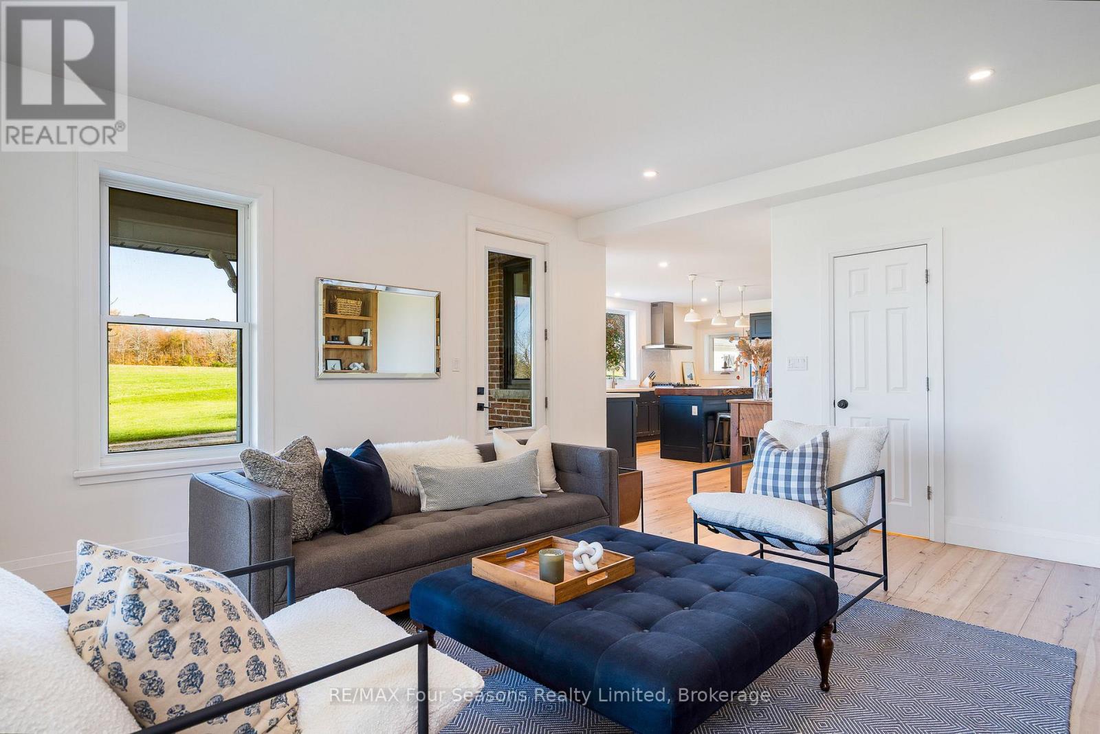 627174 119 Grey Road Property Photo 11