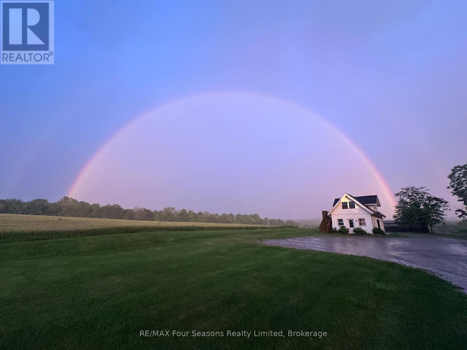 627174 119 Grey Road Property Photo 46