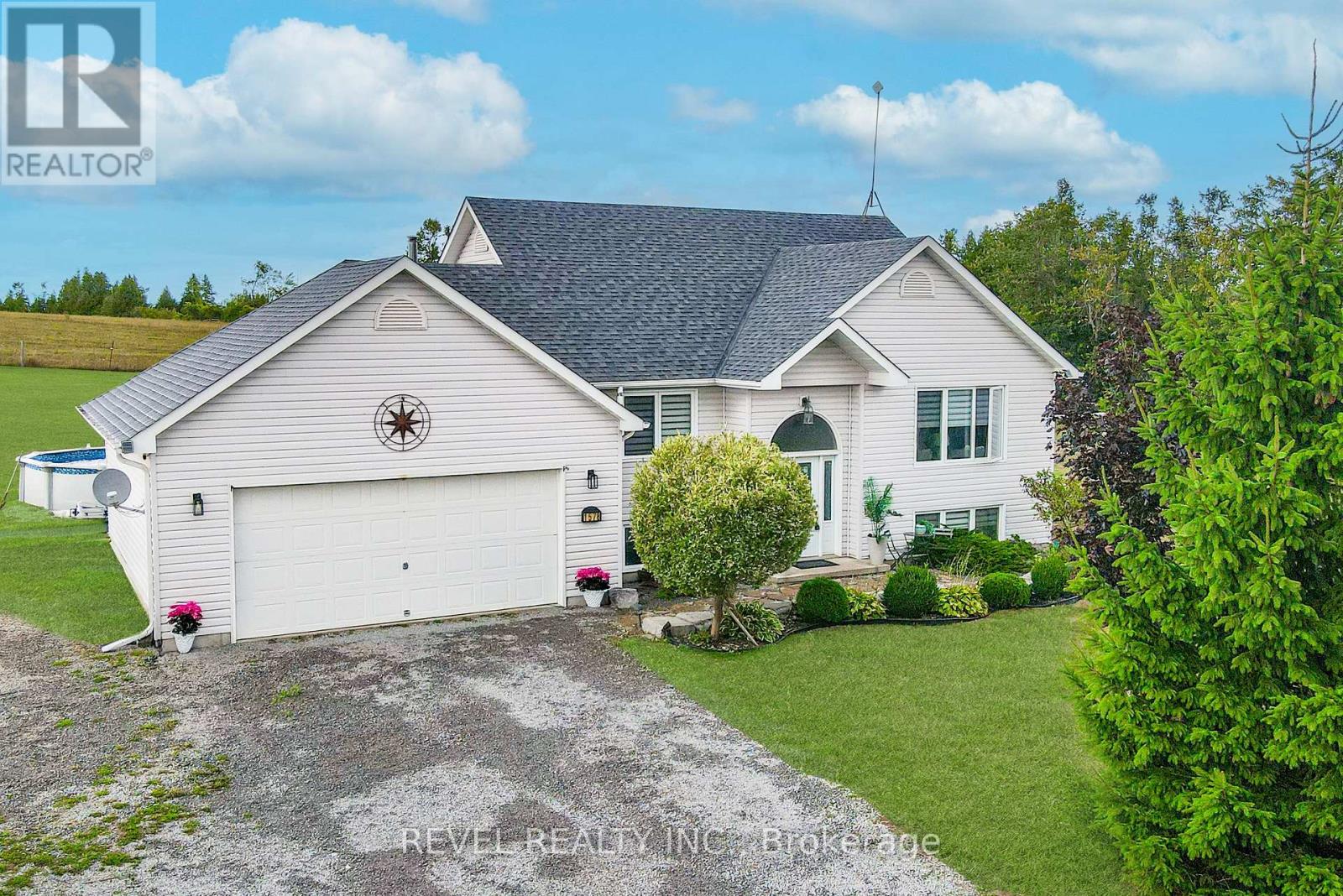 1578 Sturgeon Road Property Photo 2