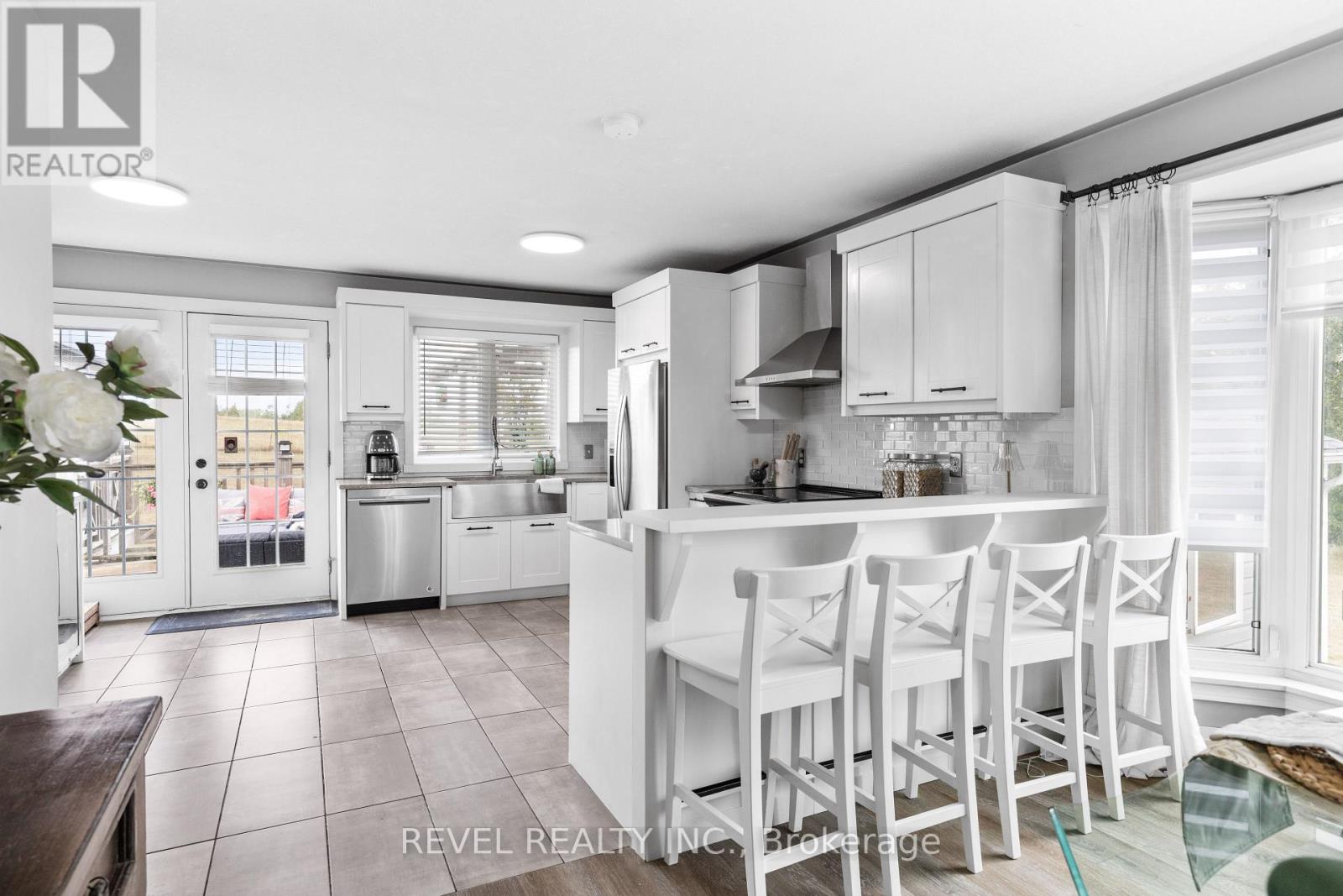 1578 Sturgeon Road Property Photo 12