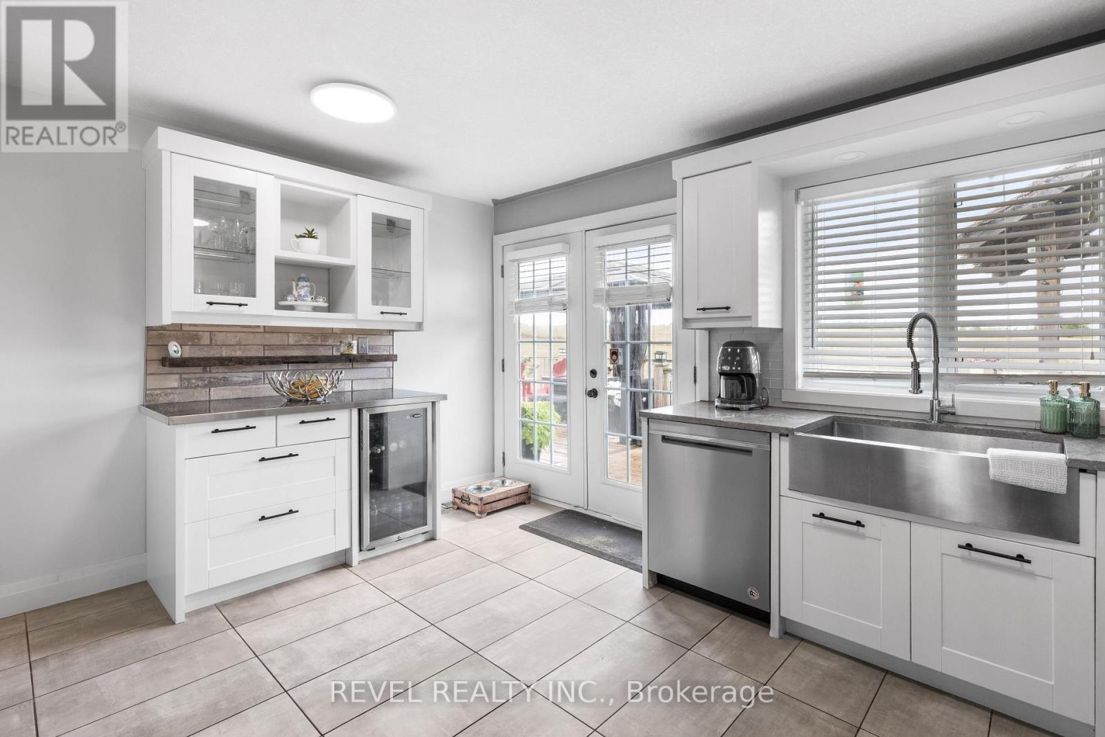 1578 Sturgeon Road Property Photo 16