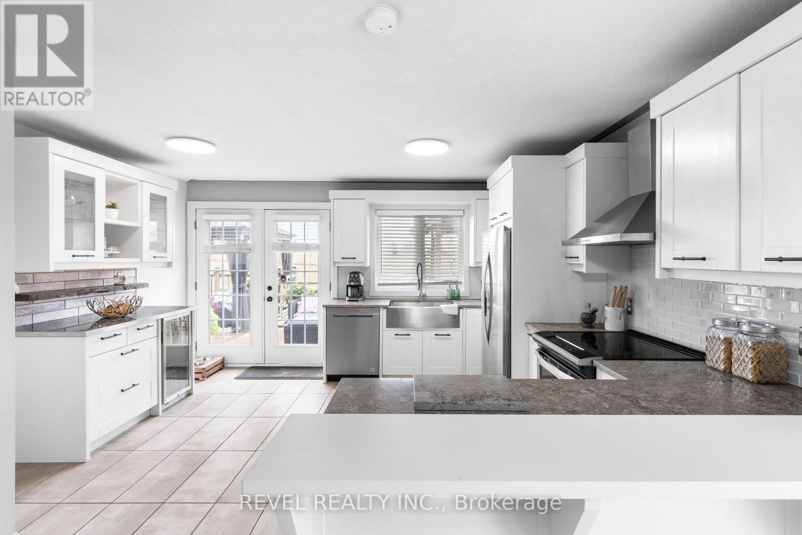 1578 Sturgeon Road Property Photo 17