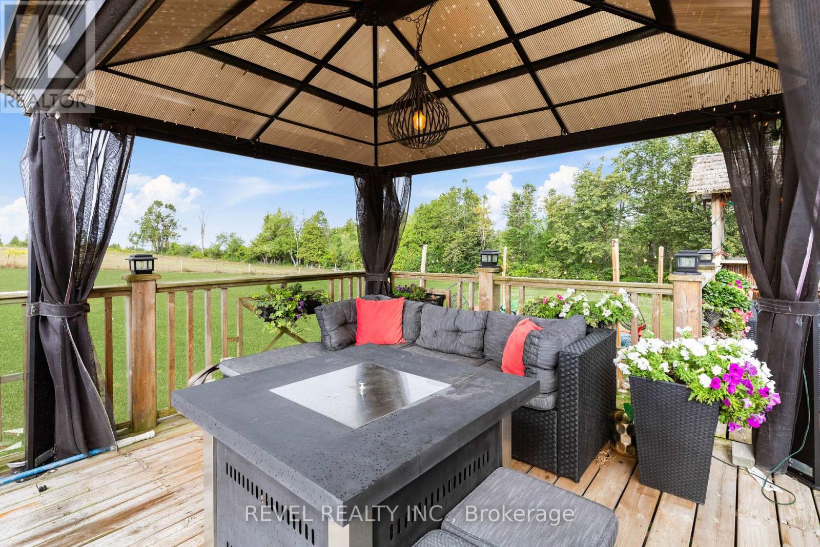 1578 Sturgeon Road Property Photo 38