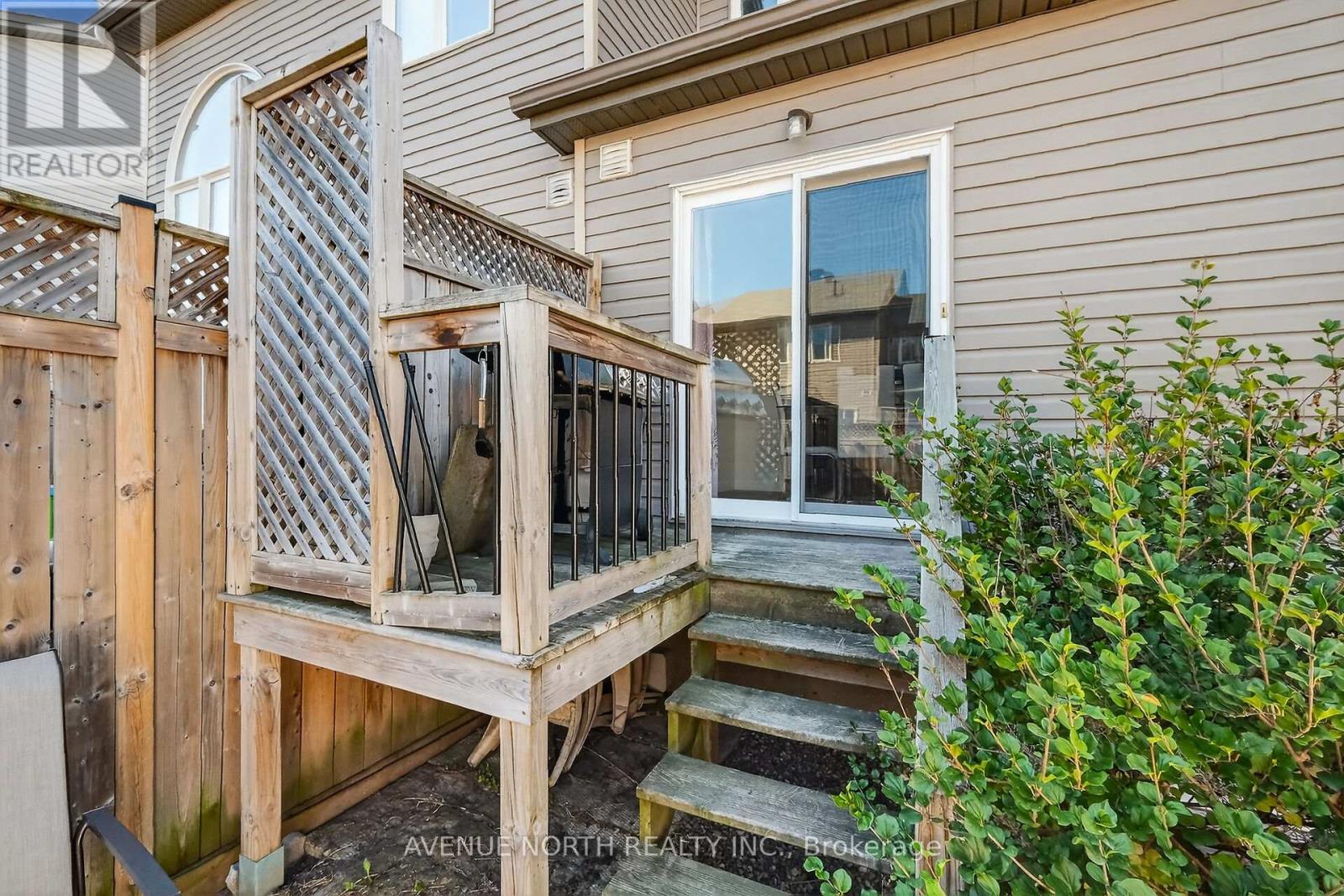 208 Kingswell Street Property Photo 30