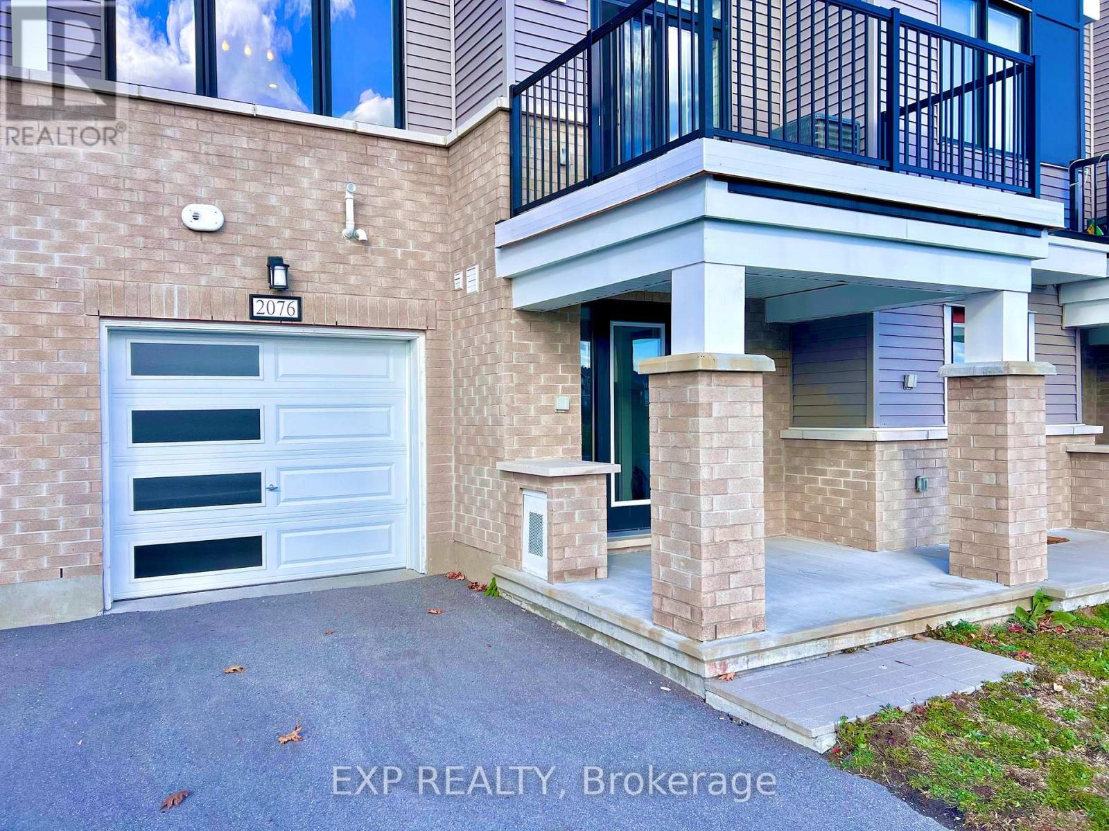 2076 Leinster Circle Property Photo 3