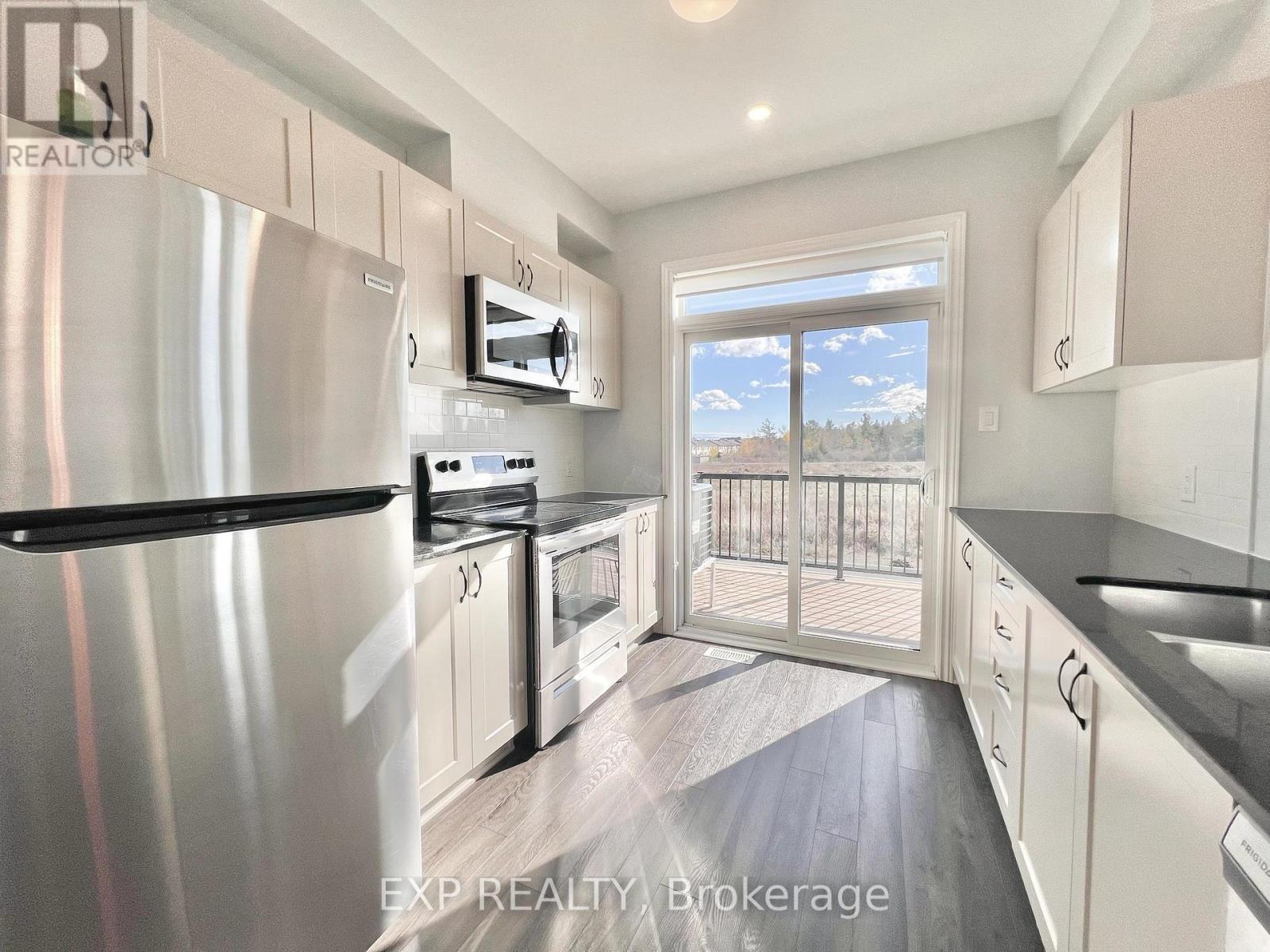 2076 Leinster Circle Property Photo 12