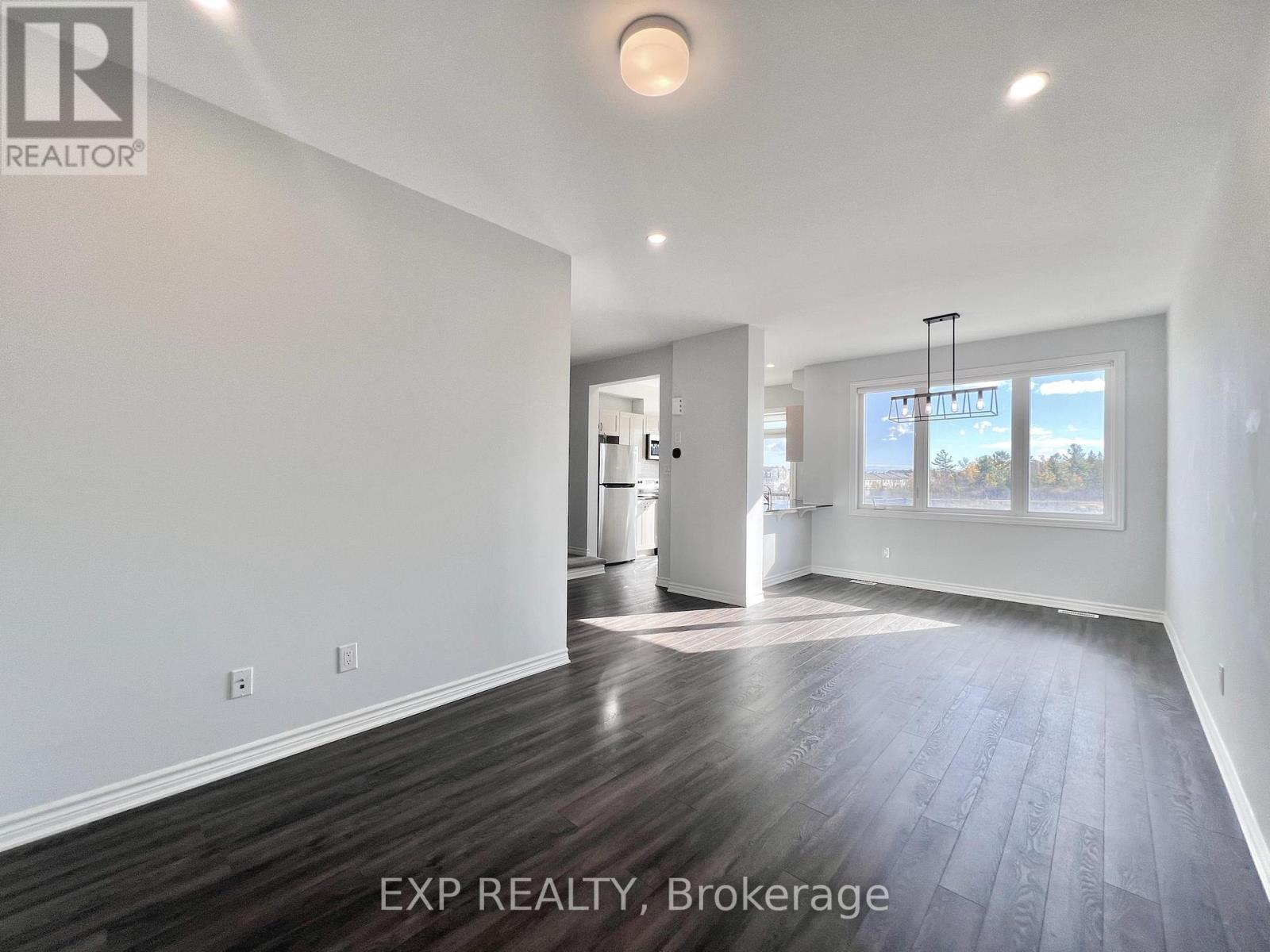 2076 Leinster Circle Property Photo 24