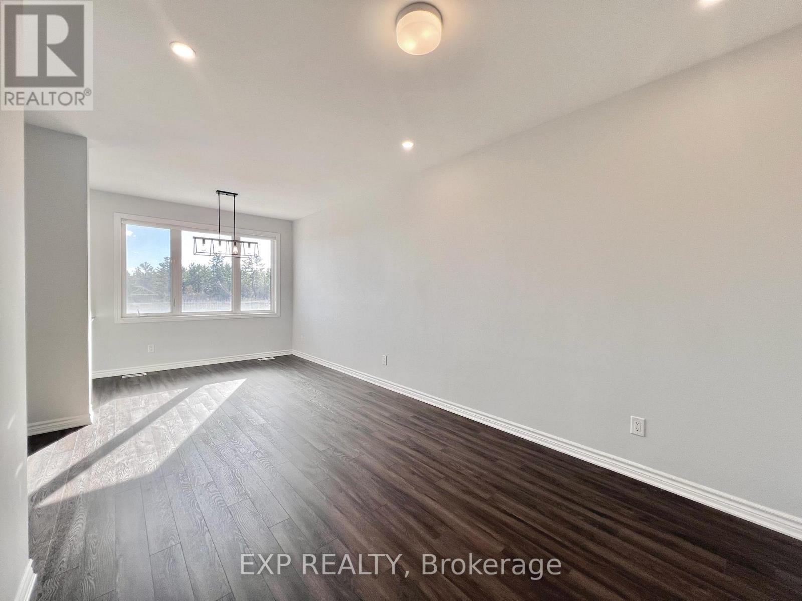 2076 Leinster Circle Property Photo 25