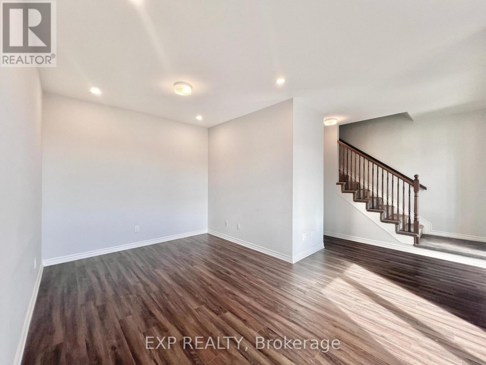 2076 Leinster Circle Property Photo 29