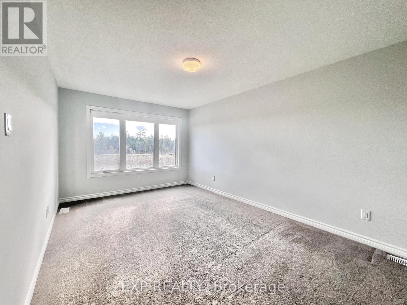 2076 Leinster Circle Property Photo 39