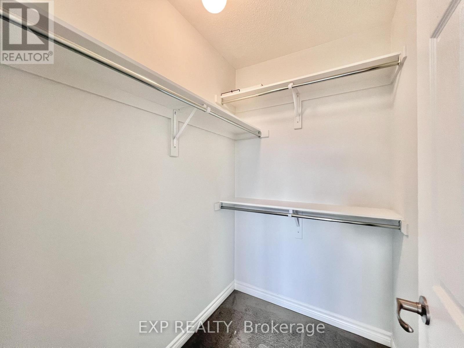 2076 Leinster Circle Property Photo 43