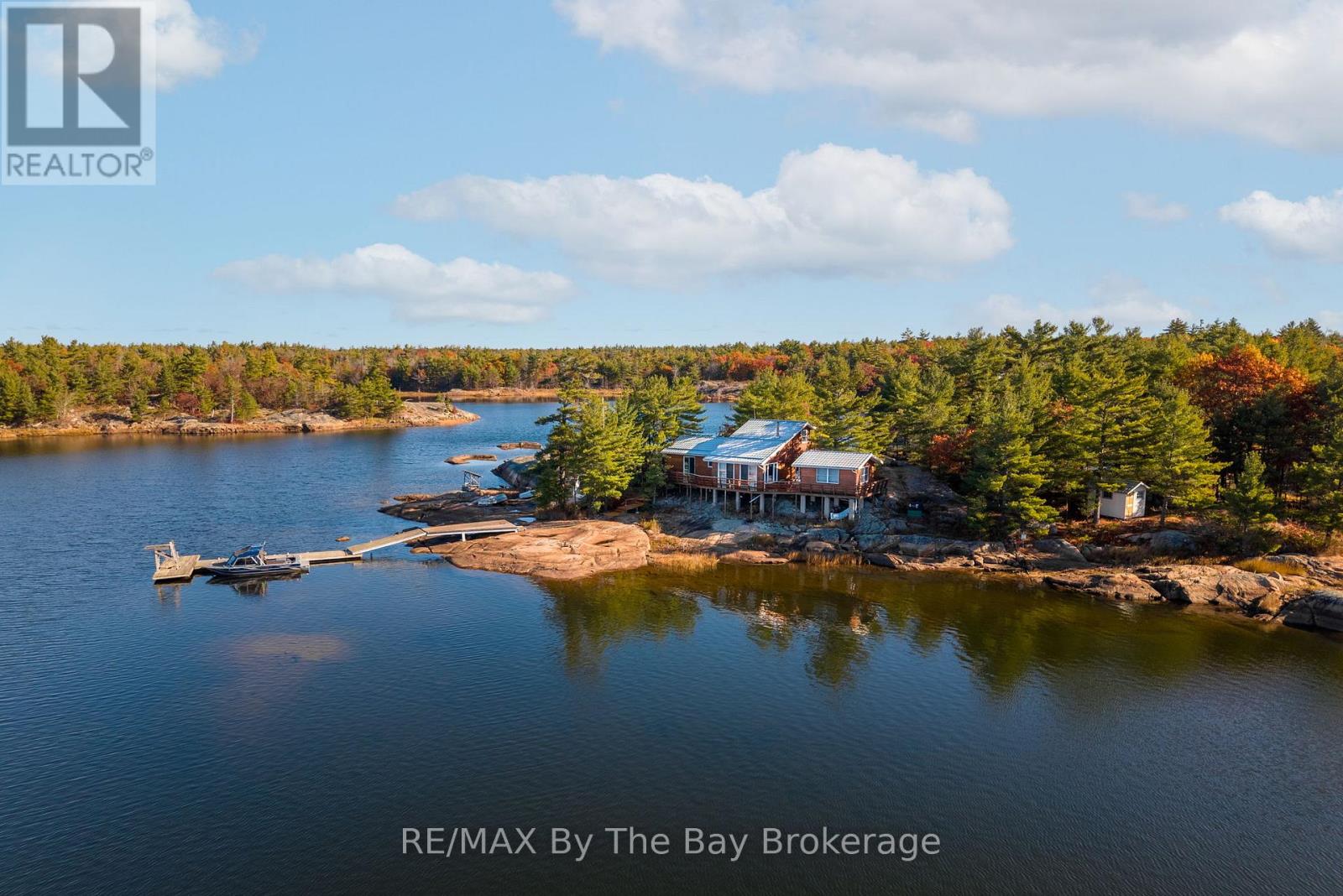 2 Island 2890 Property Photo 1