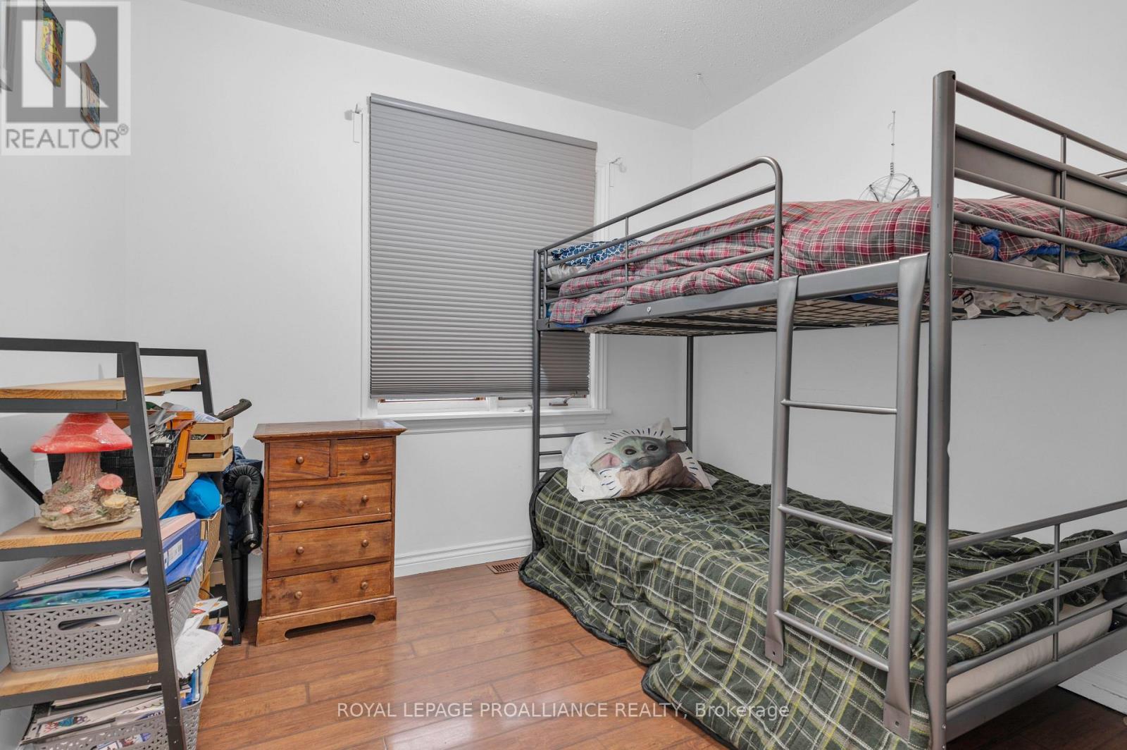 1403a Crookston Road Property Photo 19