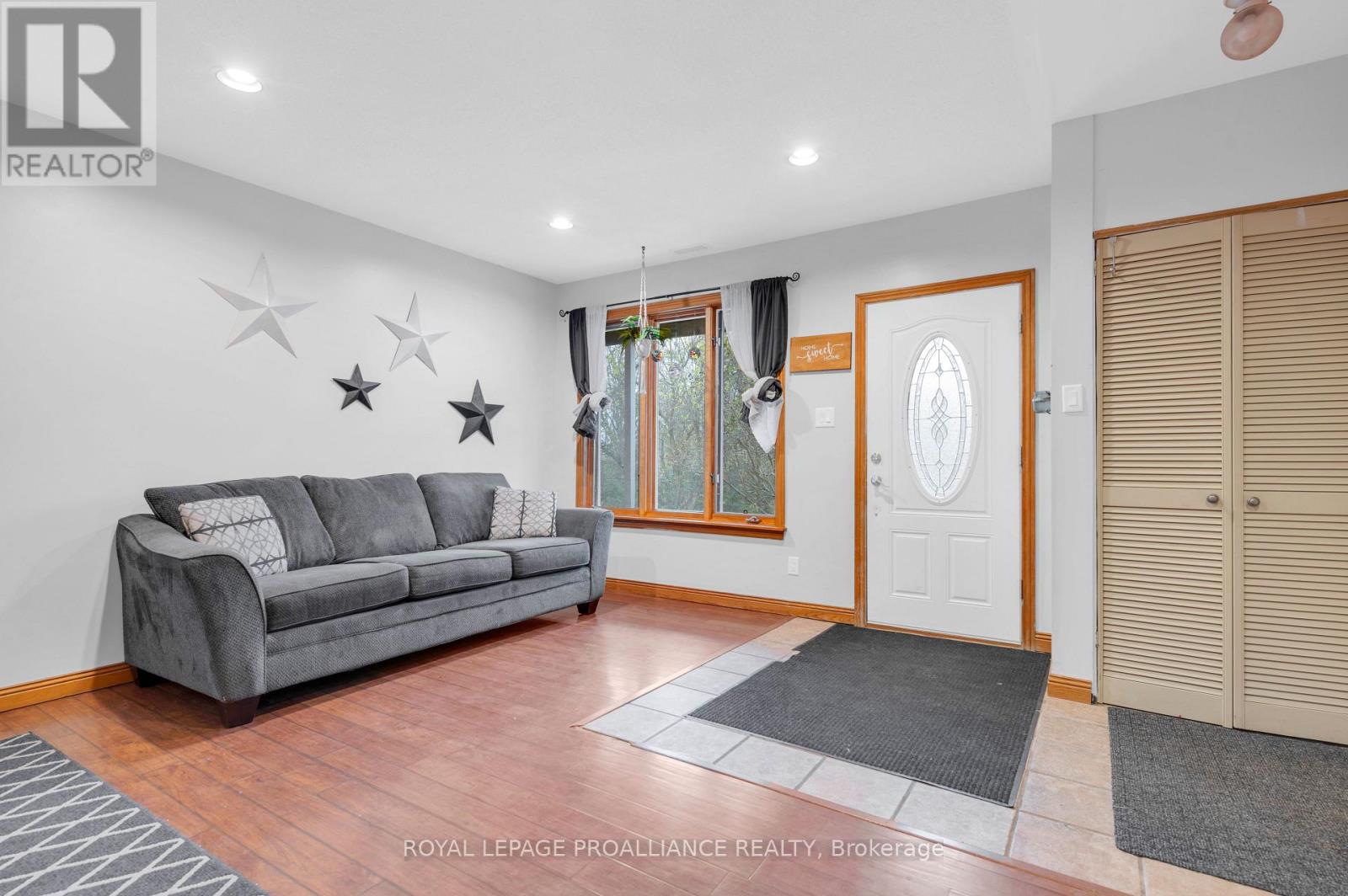 1403a Crookston Road Property Photo 23