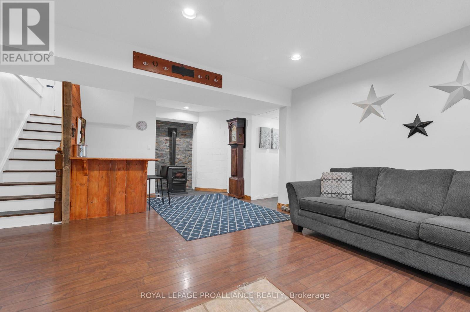 1403a Crookston Road Property Photo 25