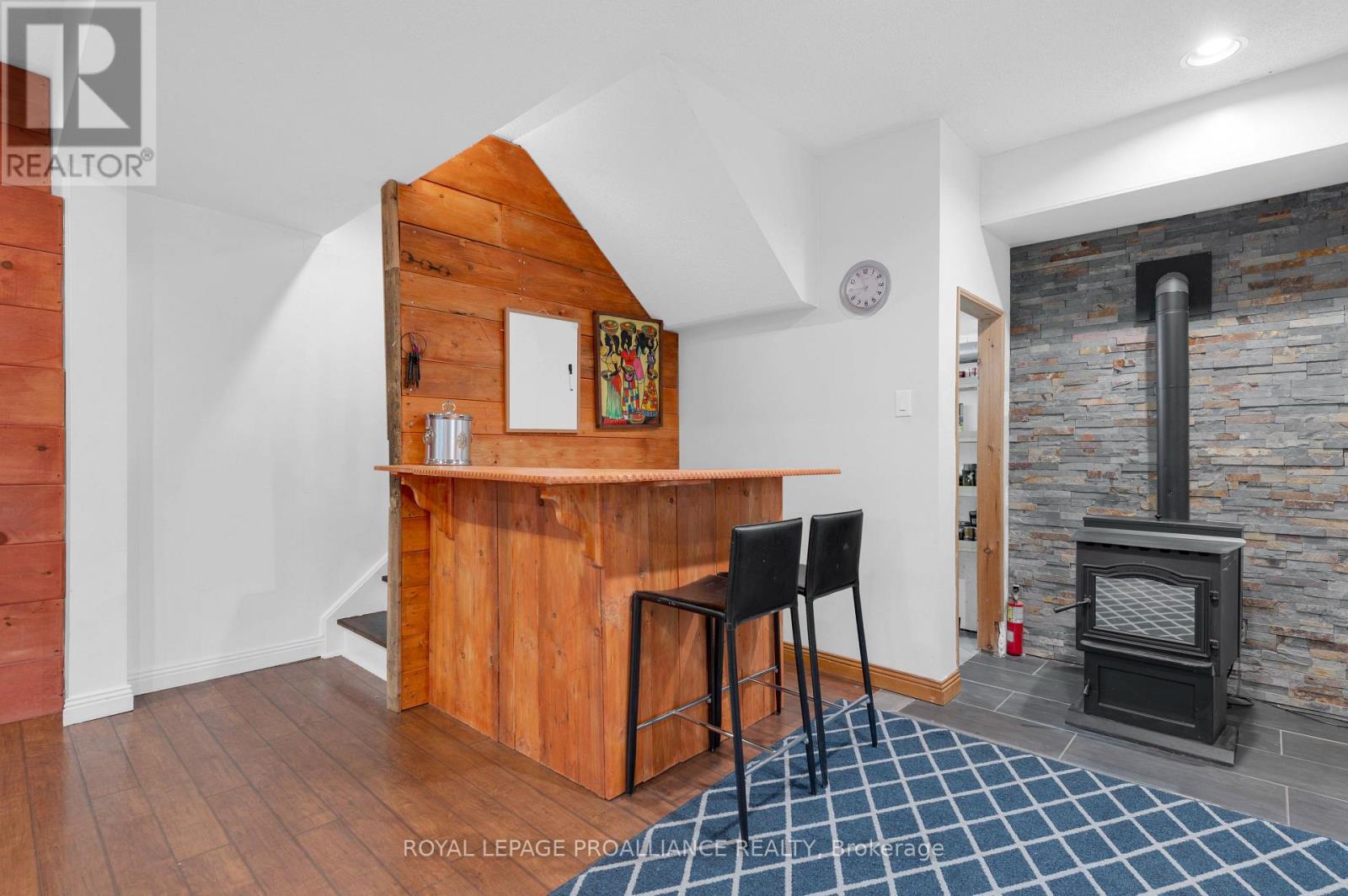 1403a Crookston Road Property Photo 26