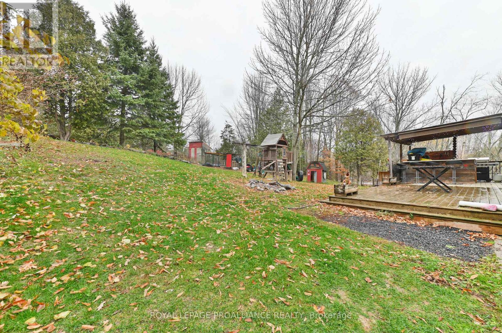 1403a Crookston Road Property Photo 31