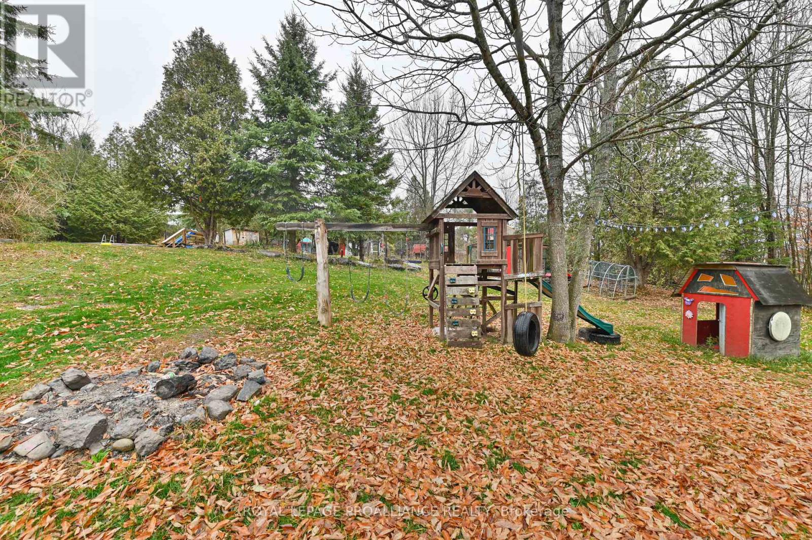 1403a Crookston Road Property Photo 33