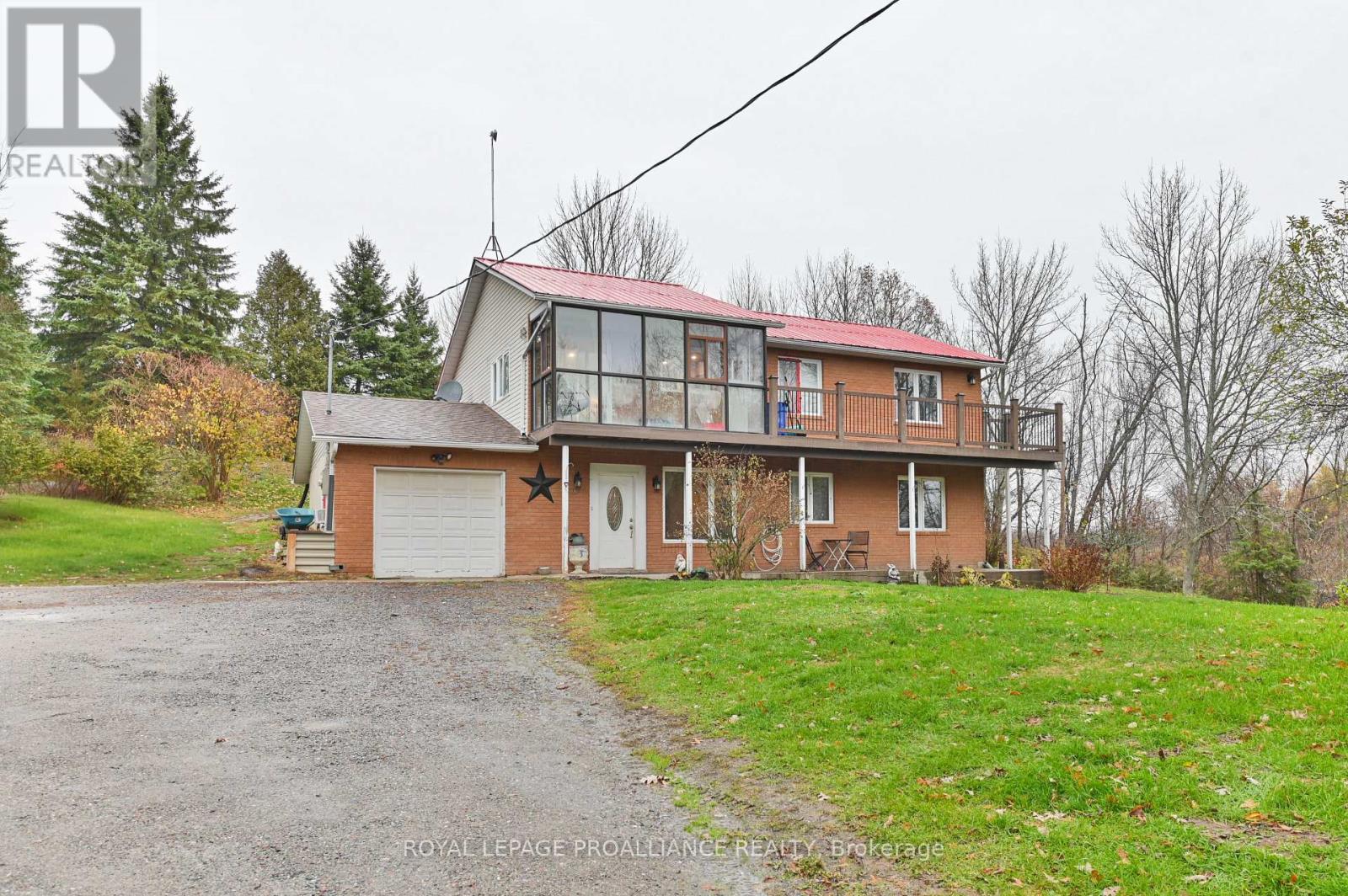 1403a Crookston Road Property Photo 38