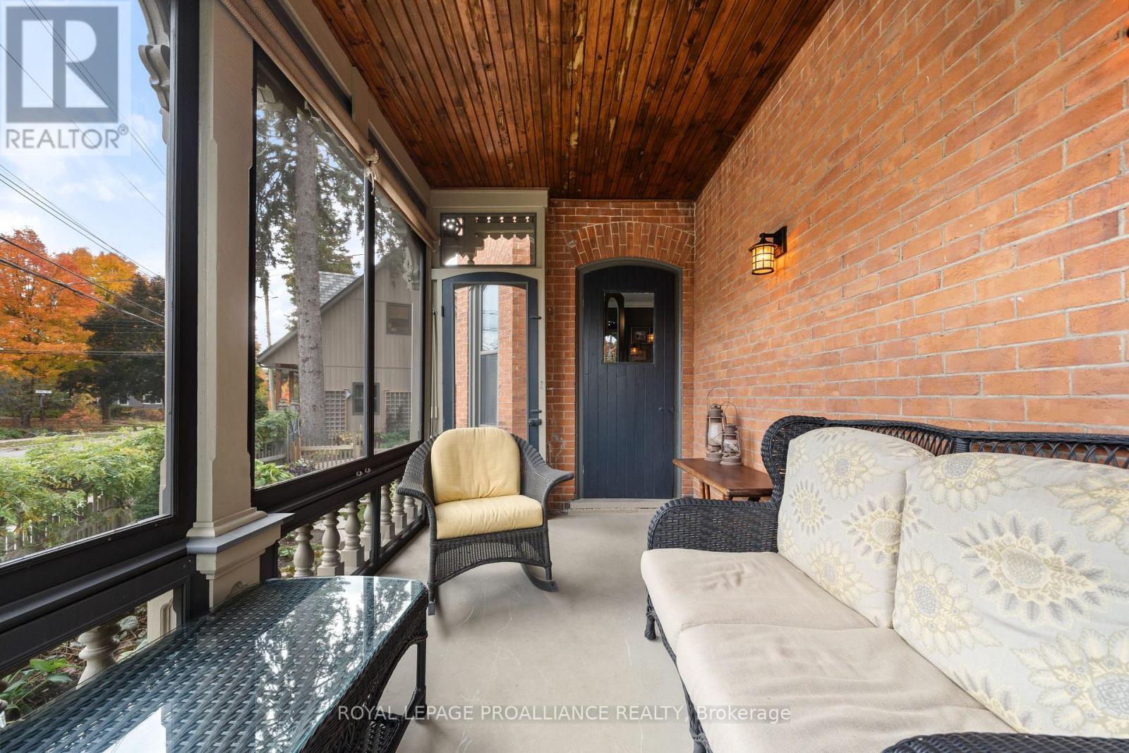 79 West Mary Street Property Photo 14