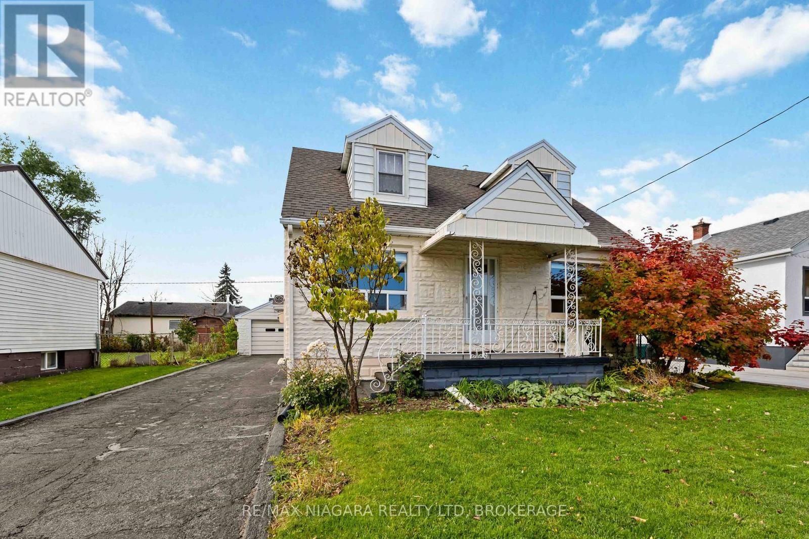 506 Harriet Street Property Photo 3