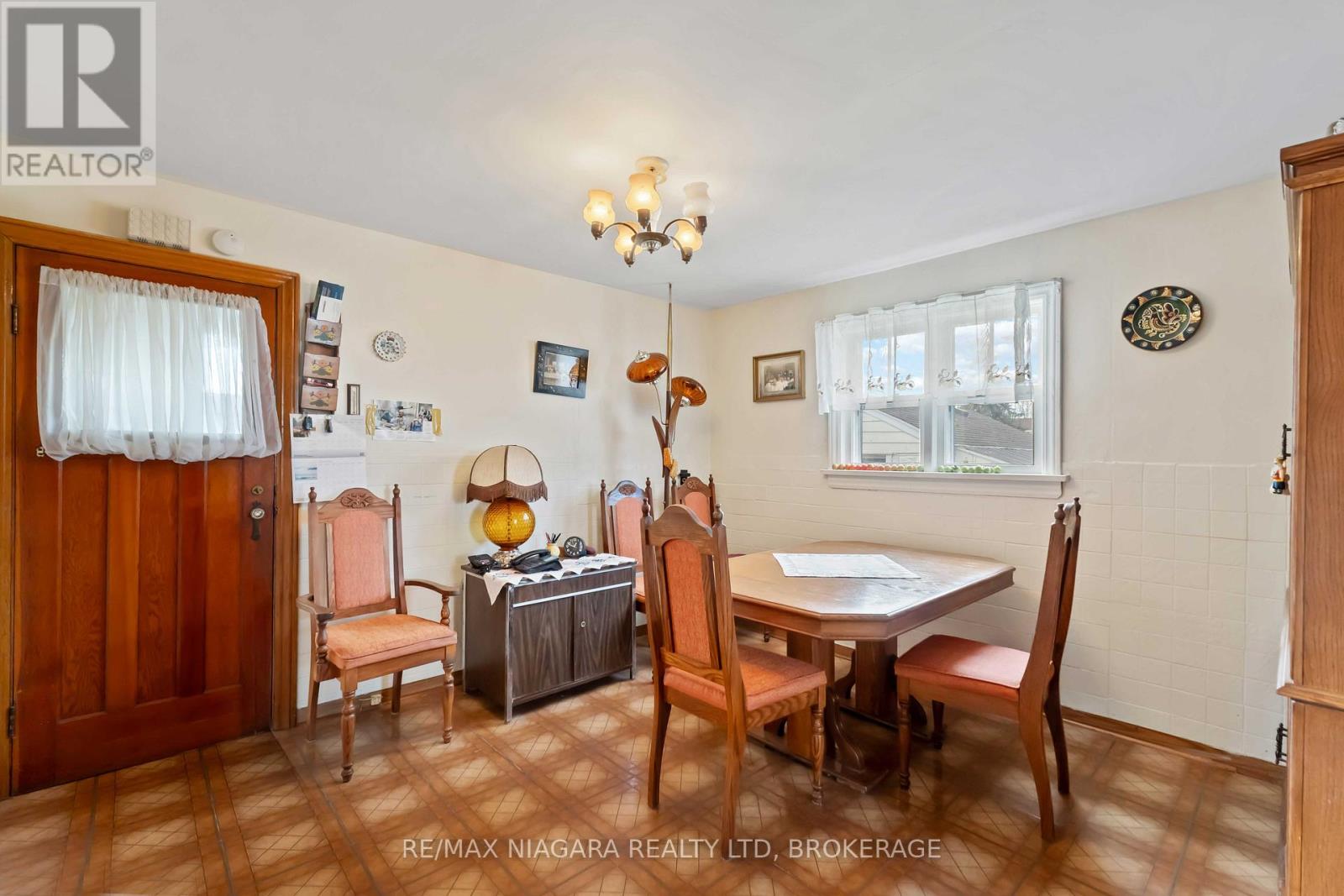 506 Harriet Street Property Photo 13