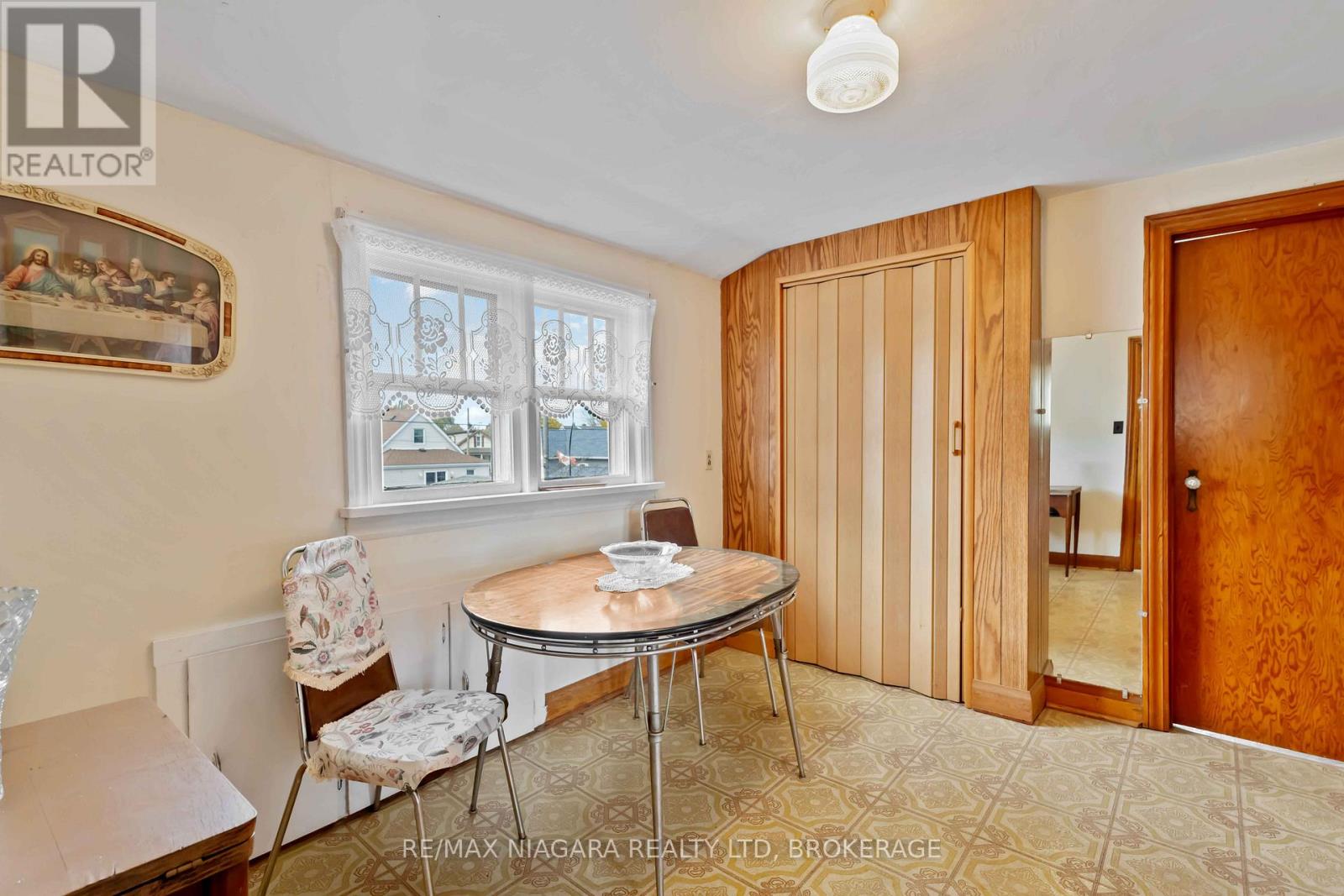 506 Harriet Street Property Photo 20