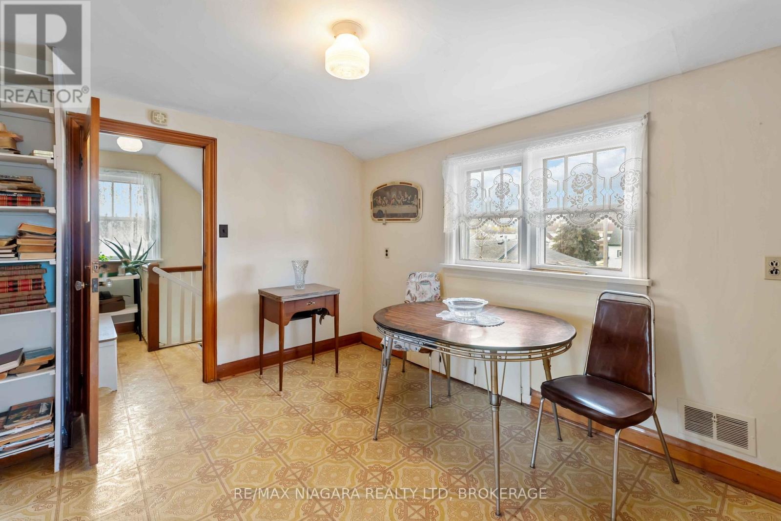 506 Harriet Street Property Photo 25