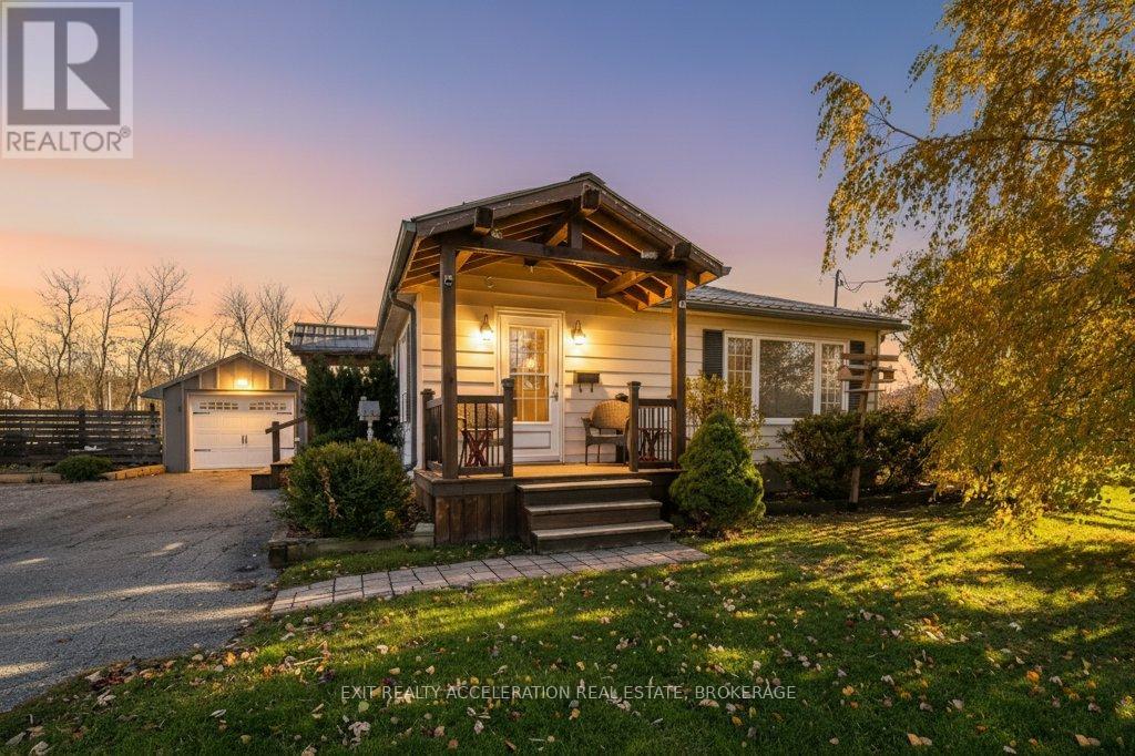 1560 County Rd 1 E Property Photo 1