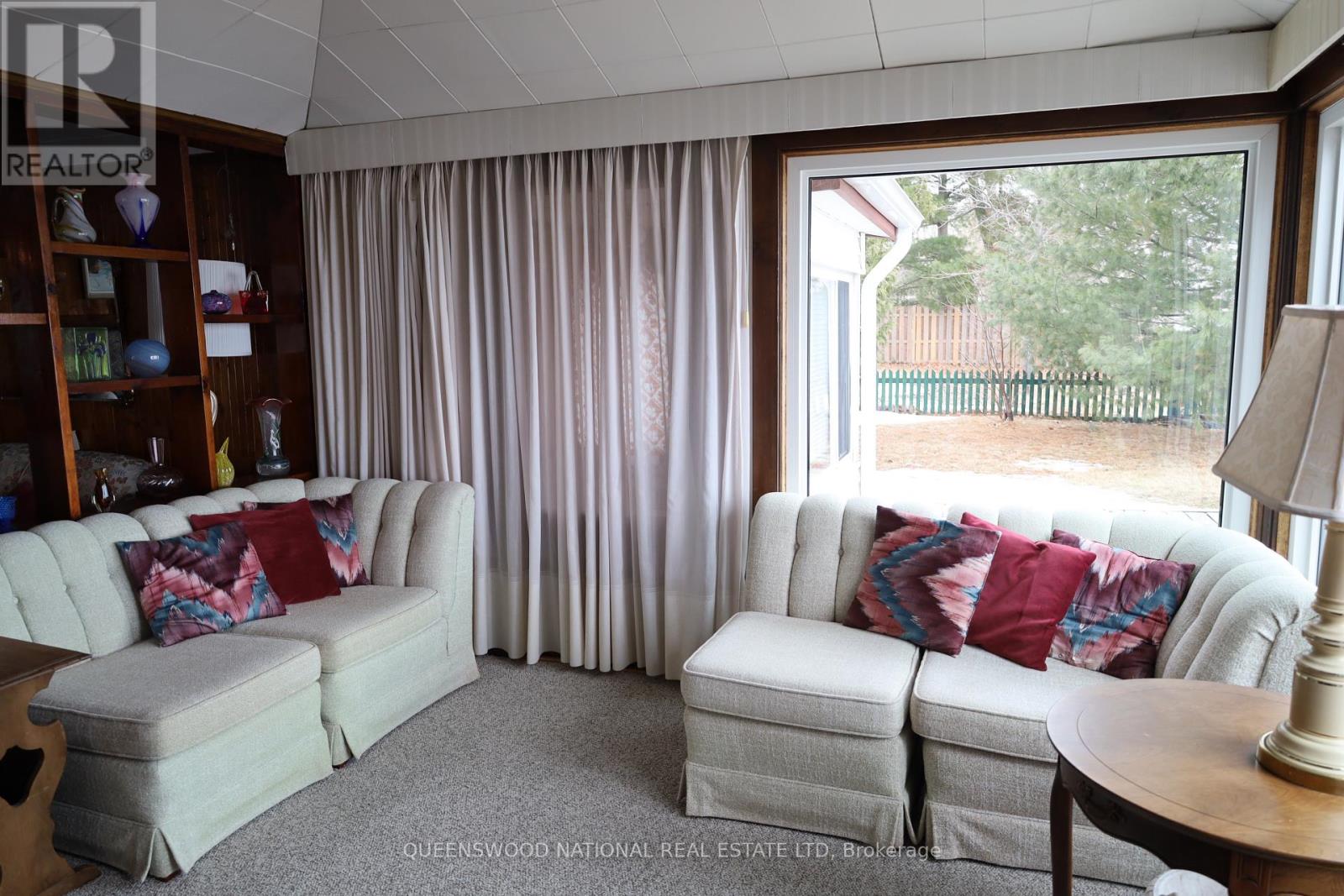 369 Wigston Drive Property Photo 30