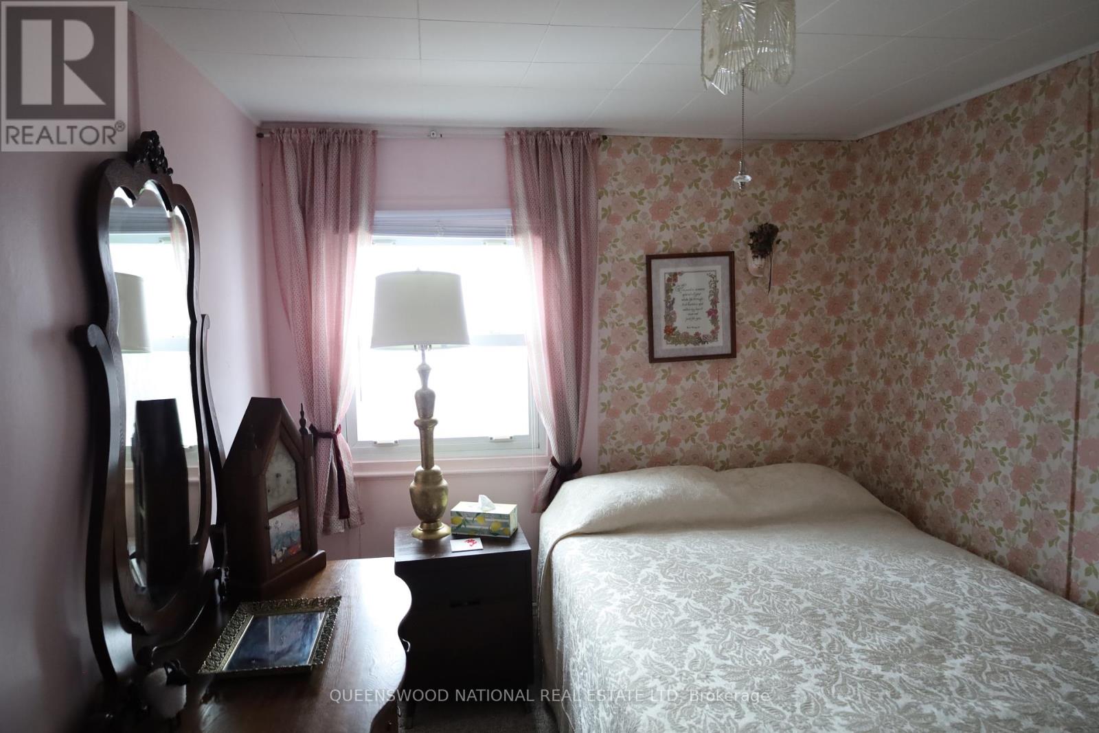 369 Wigston Drive Property Photo 39