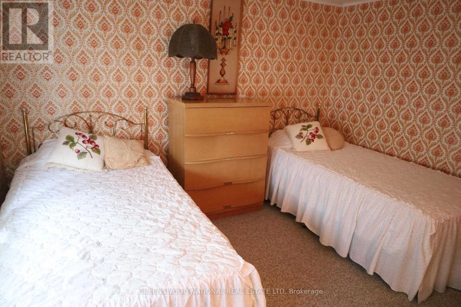 369 Wigston Drive Property Photo 40