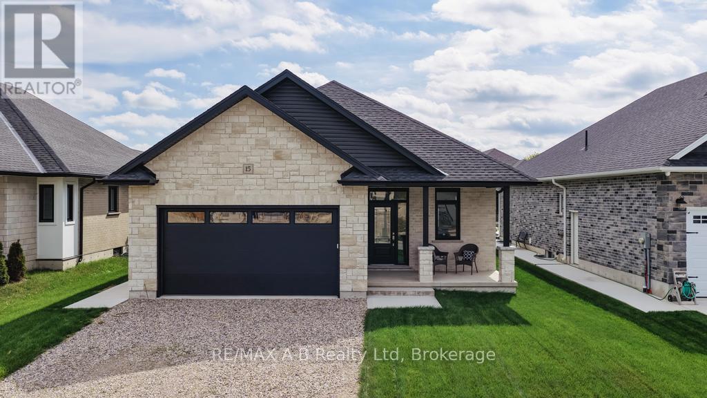 15 ORCHARD DRIVE Property Photo 1