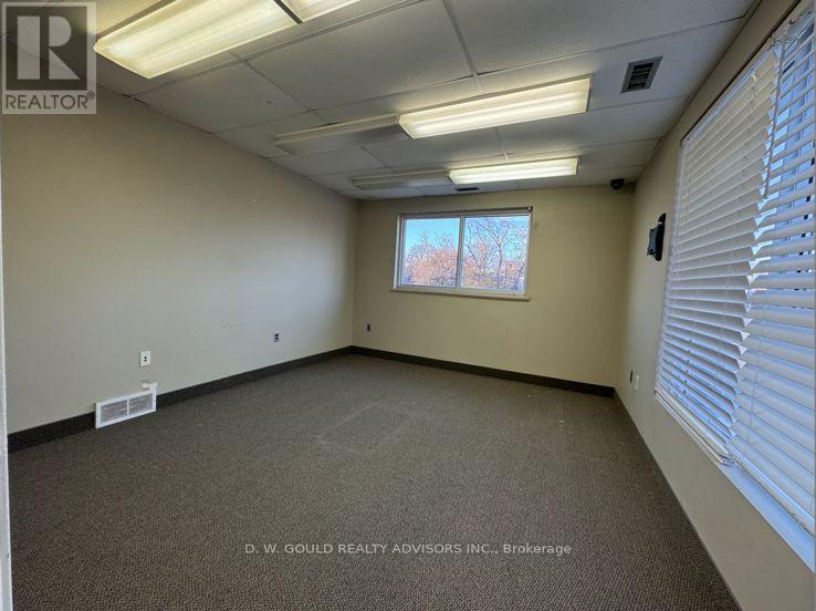 330 Sidney Street Property Photo 9