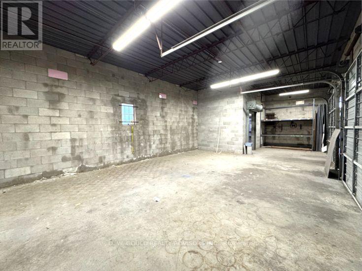 330 Sidney Street Property Photo 17