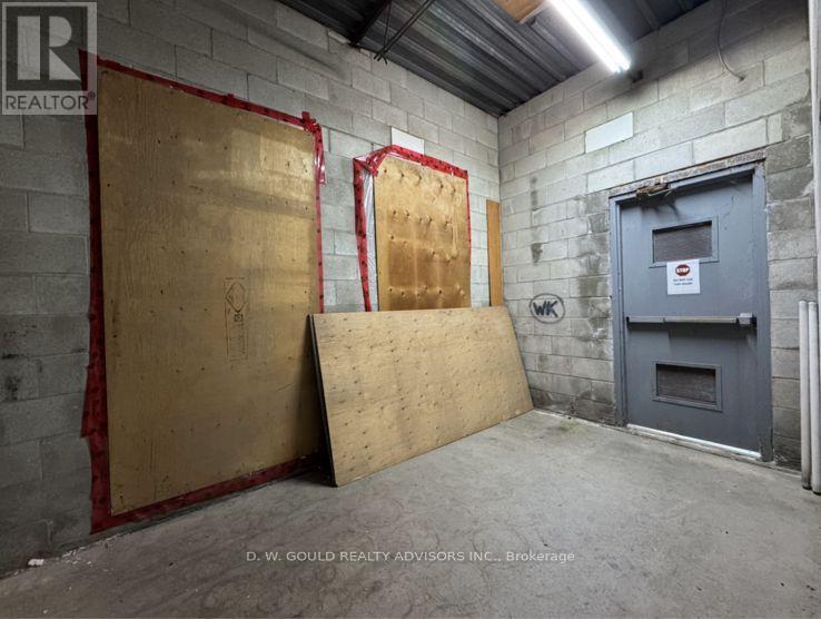 330 Sidney Street Property Photo 20