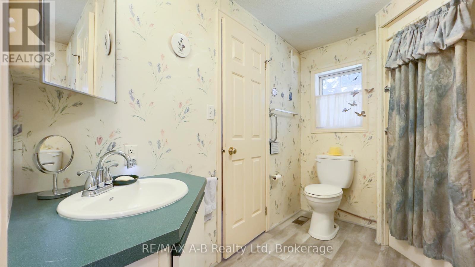 909 - 316489 31st Line Property Photo 15
