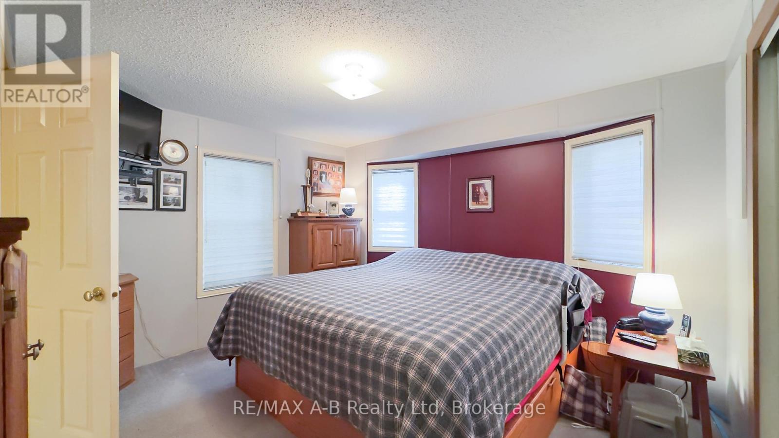909 - 316489 31st Line Property Photo 16