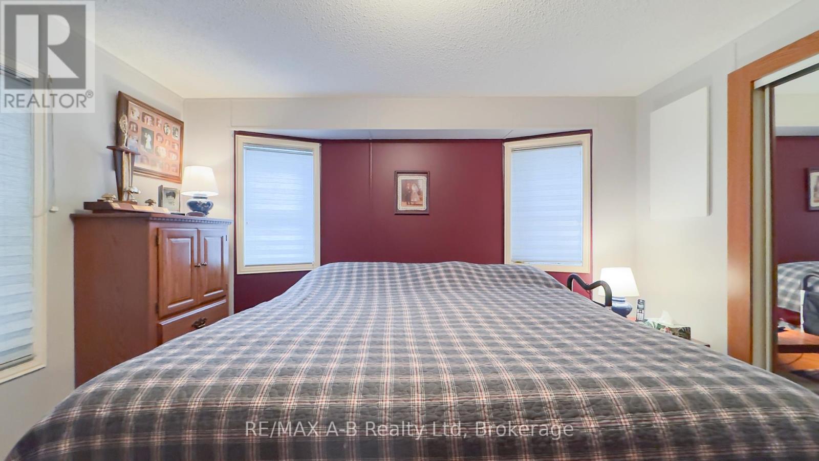 909 - 316489 31st Line Property Photo 17