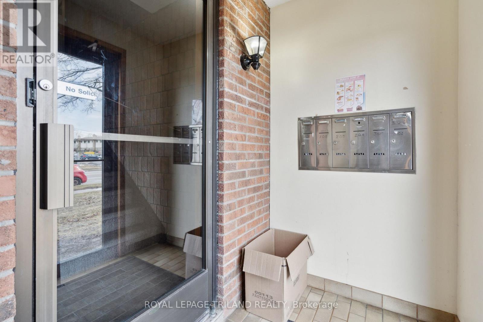 221 Highview Drive Property Photo 14