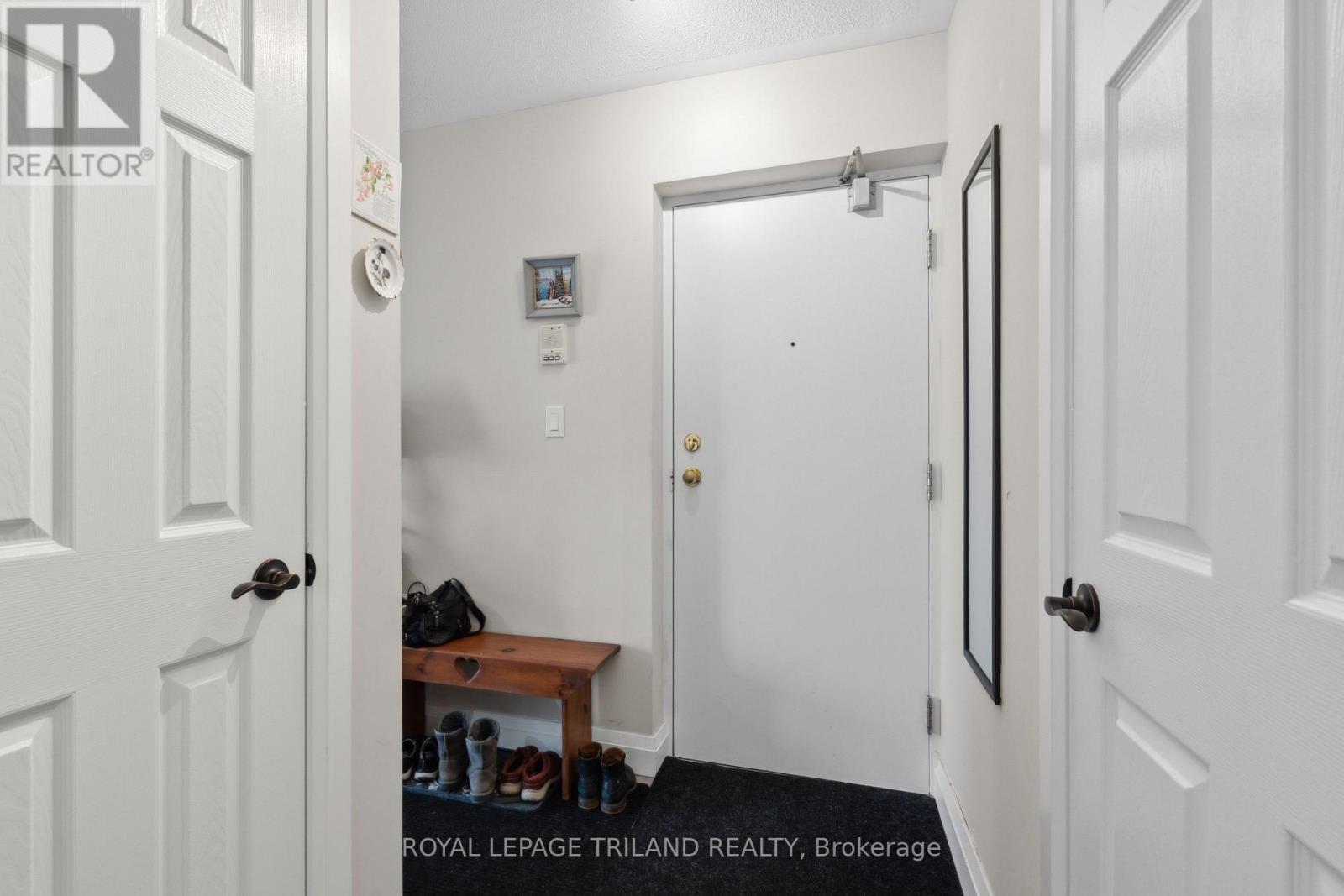 70 Stokes Road Property Photo 6