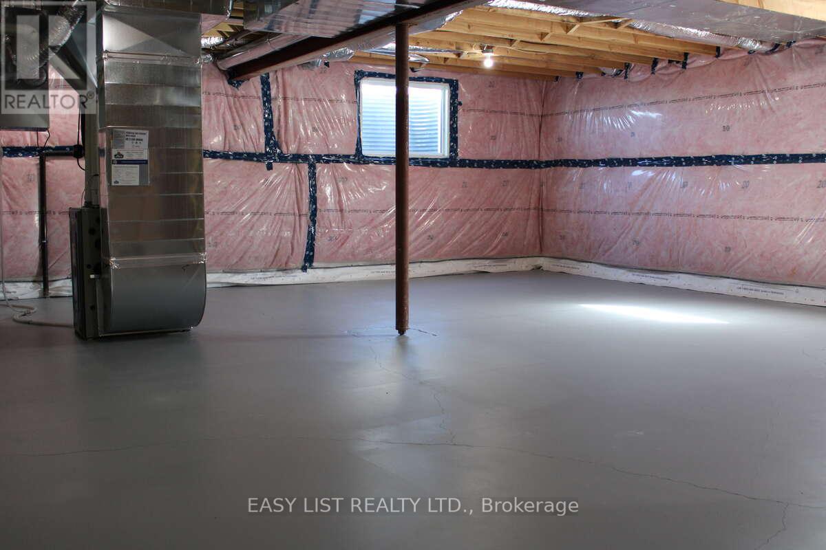 244 O'neil Street Property Photo 13